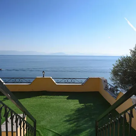 Batelo - Adults Only