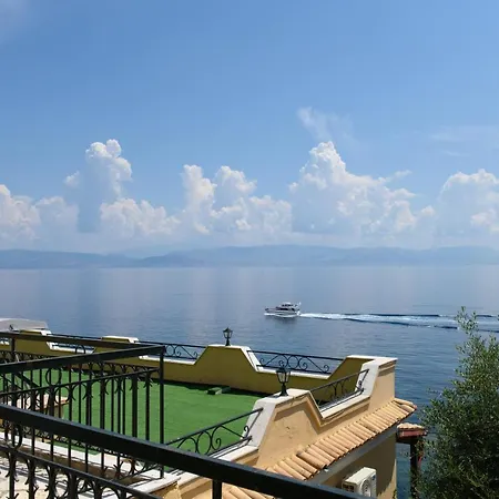 Batelo - Adults Only Benitses (Corfu)