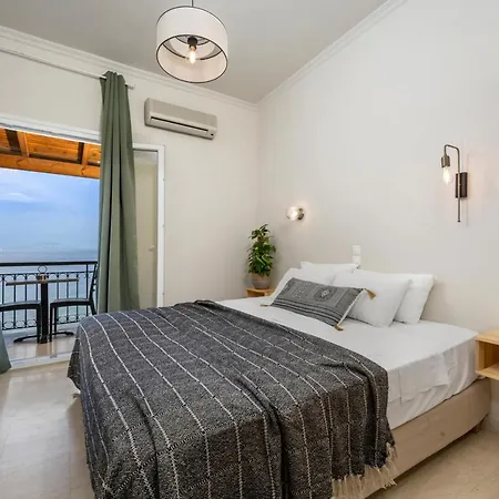 Batelo - Adults Only