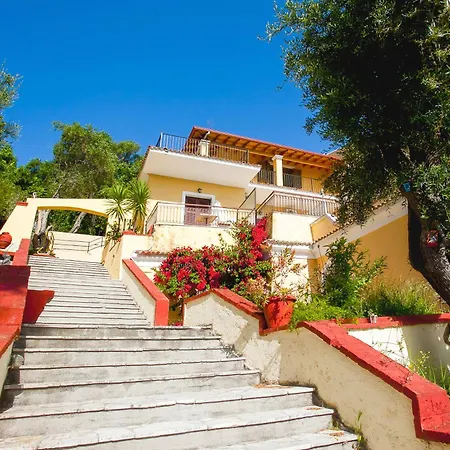 Batelo - Adults Only Benitses (Corfu)