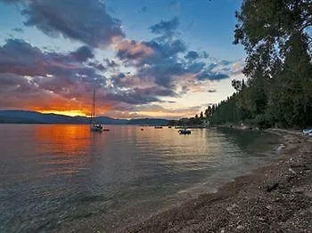 Batelo - Adults Only Benitses (Corfu)