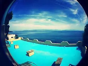 Batelo - Adults Only