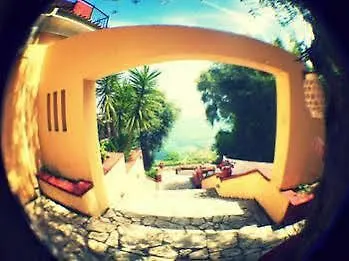 Batelo - Adults Only